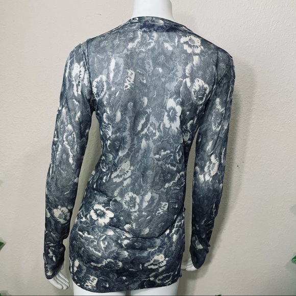 Vera Wang Floral Gray Blue Cardigan Blouse - Picture 13 of 14